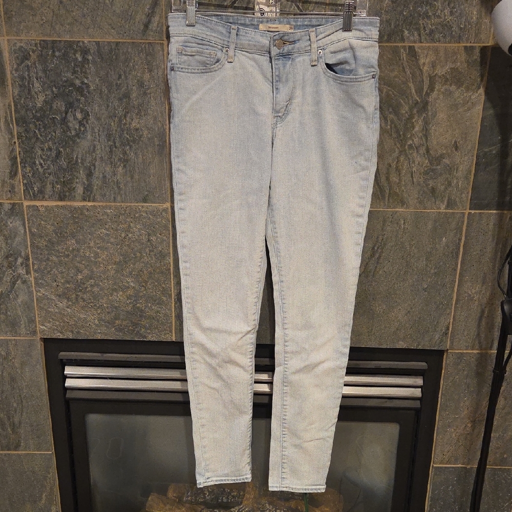 Levi's Light Wash Women's Skinny Jeans